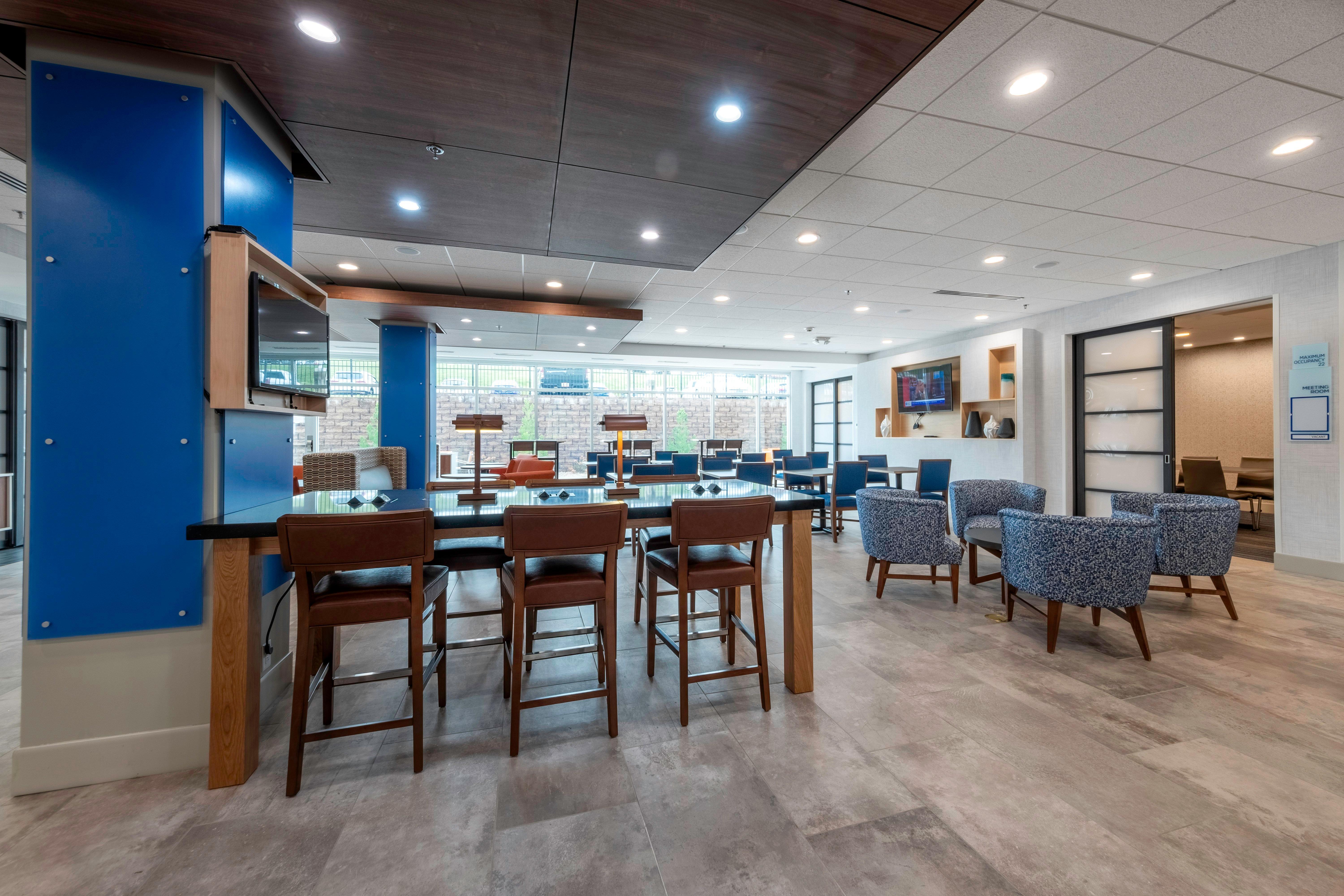 Holiday Inn Express & Suites - Staunton By Ihg Εξωτερικό φωτογραφία